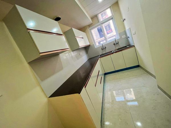 FOR SALE 3BHK FLAT
