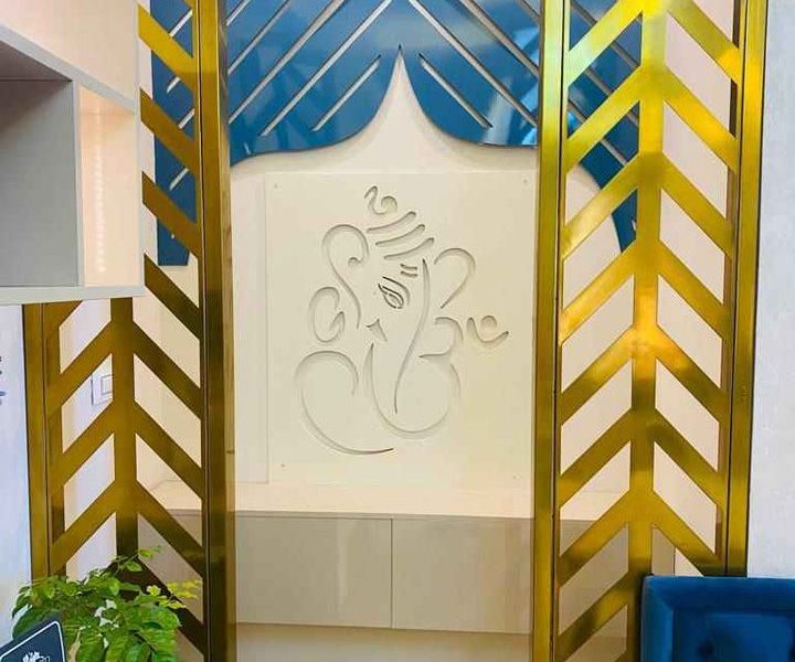 FURNISHED Luxury 3Bhk with Lift
