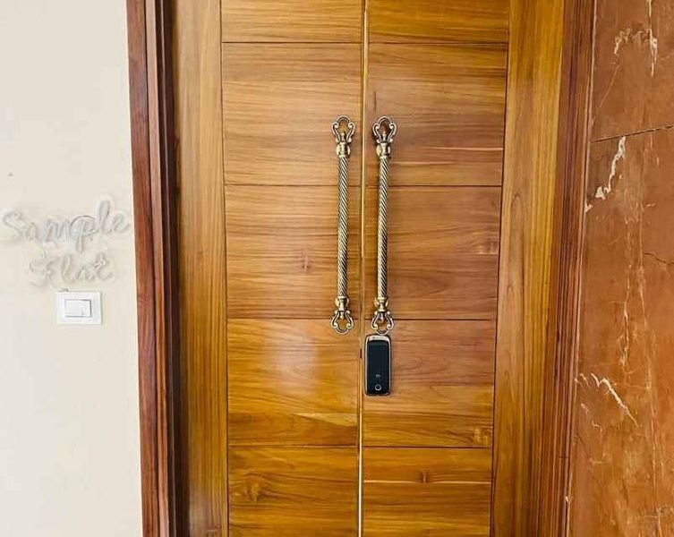 FURNISHED Luxury 3Bhk with Lift